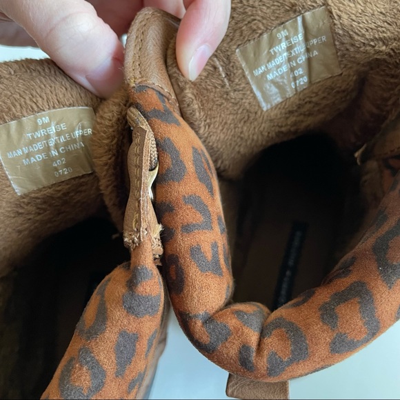 Tommy Hilfiger Reise leopard print high top duck rain boots 9 - Picture 12 of 14